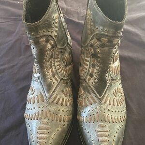 Gray leather booties by Matisse